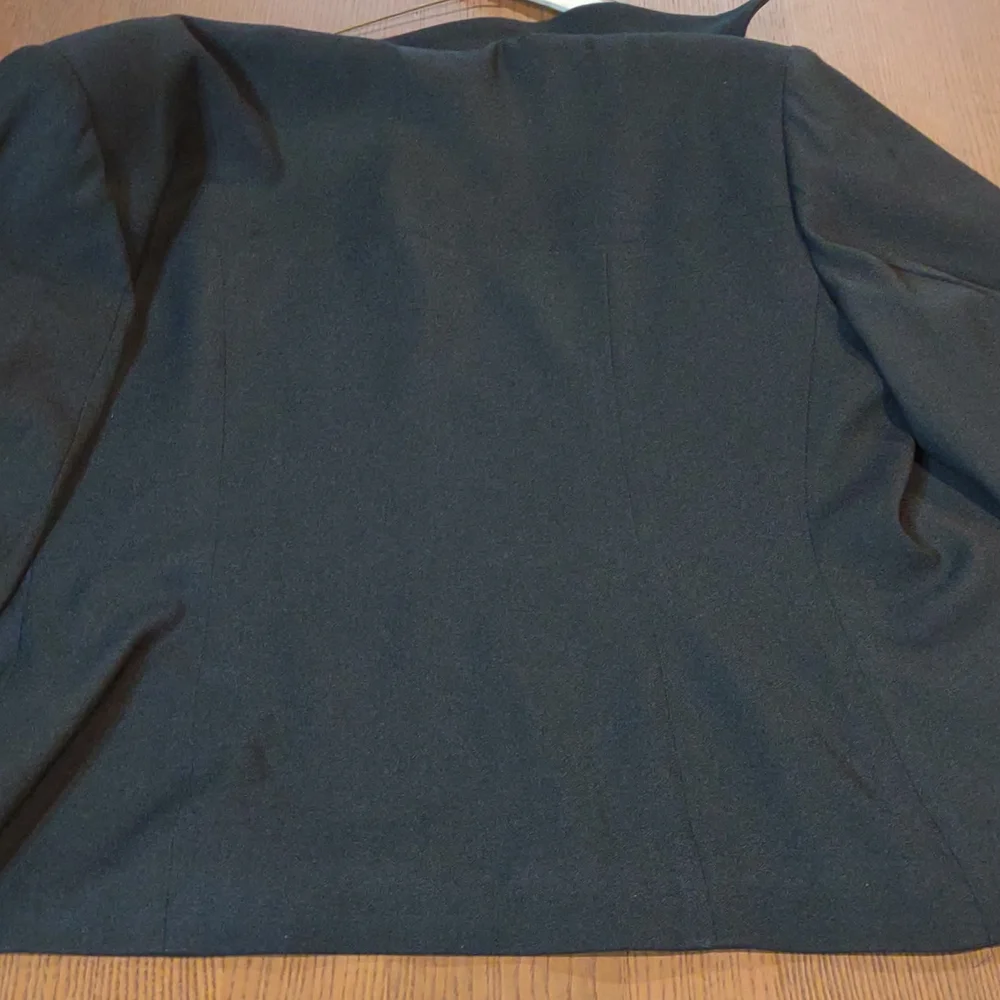 Woman Nlack Jacket by AUGUST MAC WOMAN. Size 14 - Picture 7 of 7